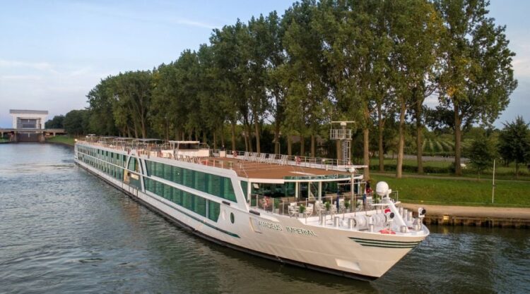 Amadeus boosts agent commission with launch of new group booking packages