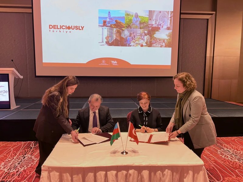 Azerbaijan, Türkiye sign new tourism cooperation deal