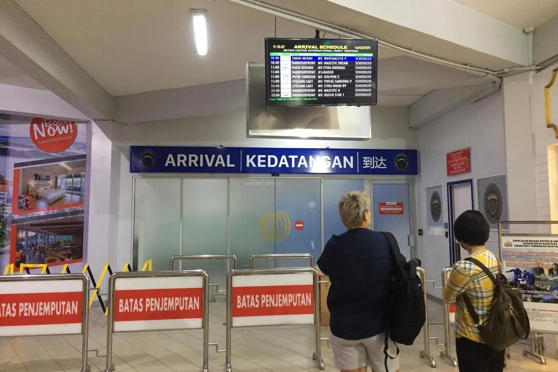 There have been reports that Batam's immigration authorities are extorting up to $250 from ASEAN passport holders in exchange for entry into Batam.
