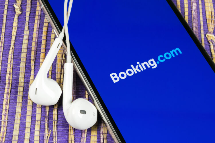 RazomUA - Booking.com Data Breach: Credit Card Data Not Stolen — But That