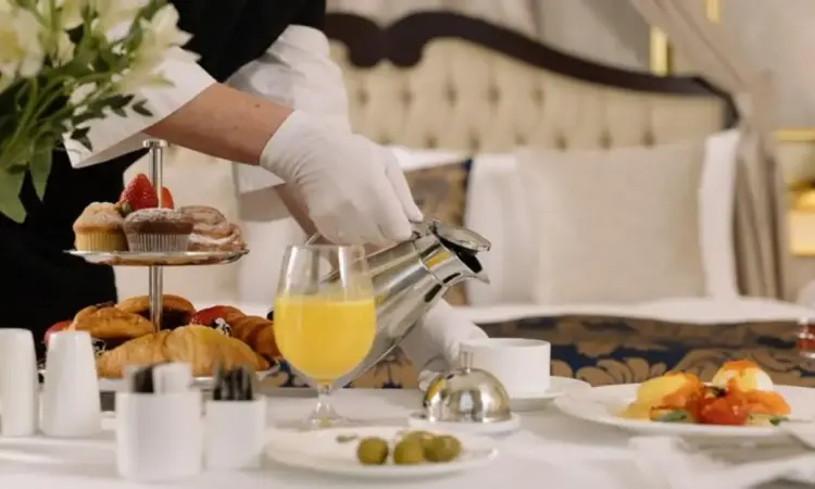 Domestic Travel Stabilizes Indian Tourism, Foreign Arrivals Drop