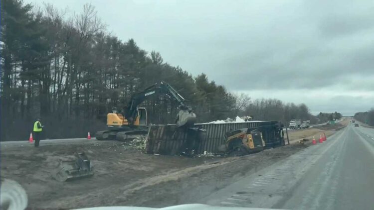 Driver stopped in travel lane on I-95 killed in semitruck crash in Newport
