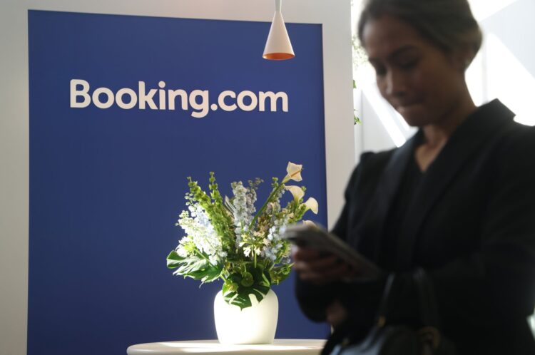 Italy probes Booking.com over alleged unfair visibility practices