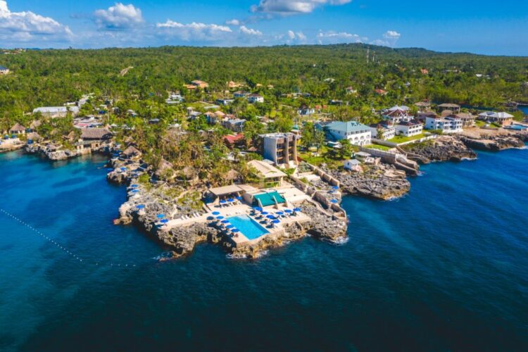 Jamaica Crosses One Million Visitors After Tourism Recovery