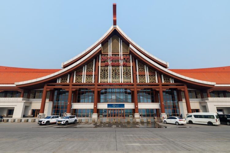 Laos' Luang Prabang sees tourism momentum boosted by rail link-Xinhua