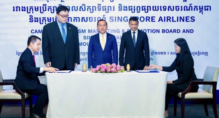 The April 27 MoU signing ceremony between Cambodian Tourism Board CEO Kim Minea (left) and Singapore Airline’s Rachel Tan. Supplied