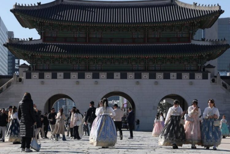 South Korea sees record 4.76 million visitors in Q1