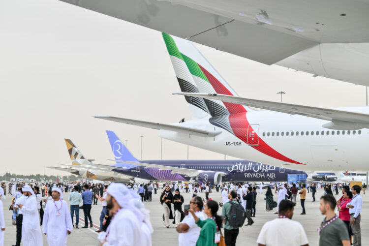 Top 10 Gulf Airlines Routes by Flight Hours in 2025