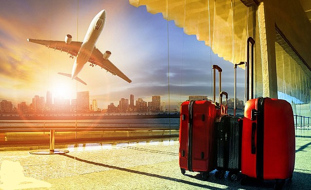 Air travel news: Transavia, Ryanair, Ethiopian Airlines, American Airlines, easyJet, Hawaiian Airlin...