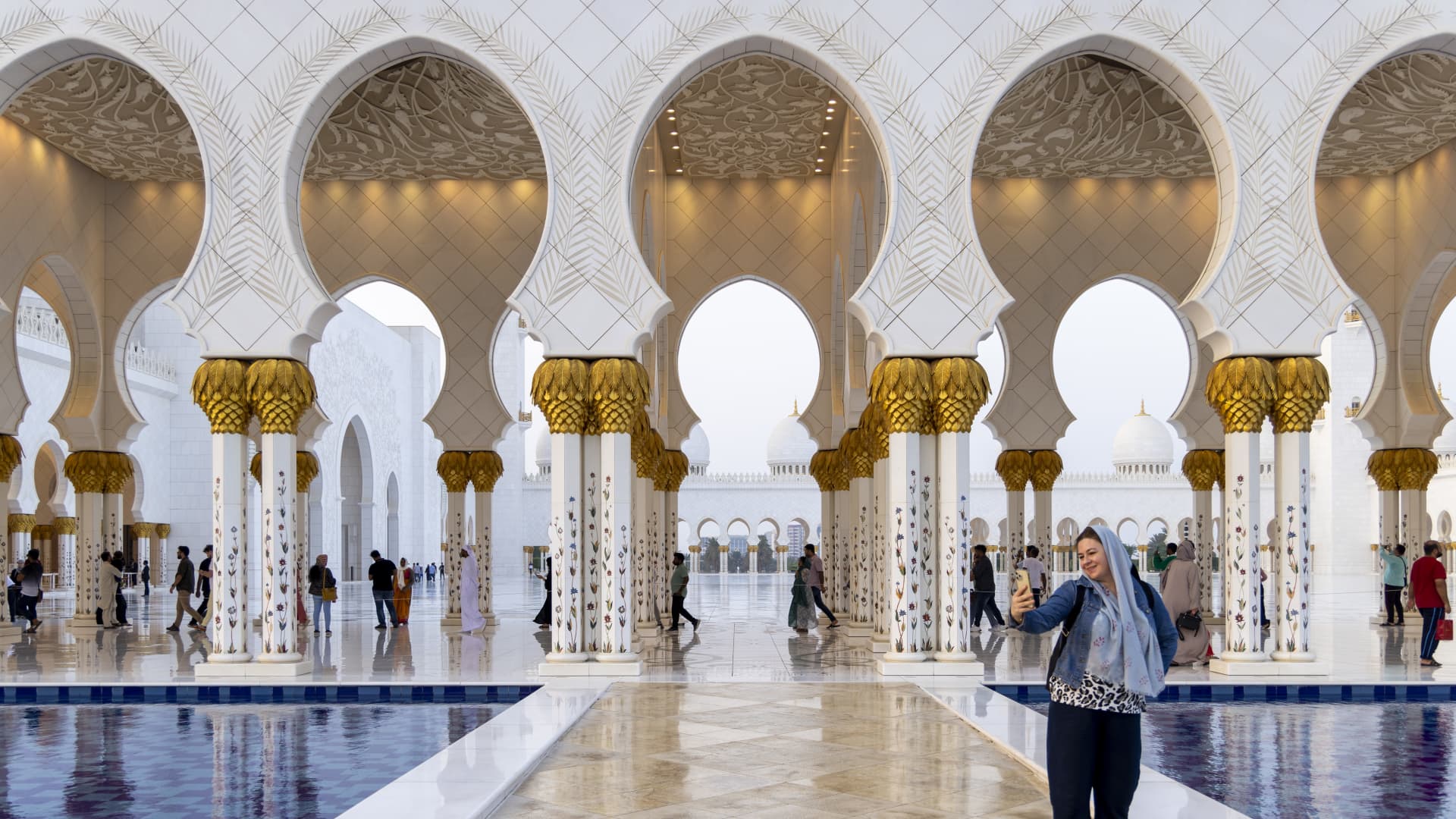 U.S.-UAE financial swap: Damage done by war to Gulf economy is growing