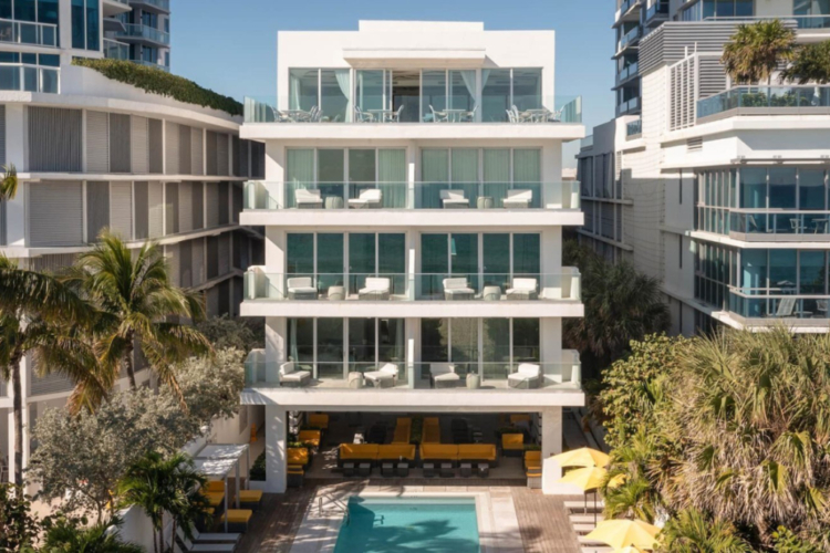 Wyndham Pitches AI as Antidote to Hotel Margin Squeeze