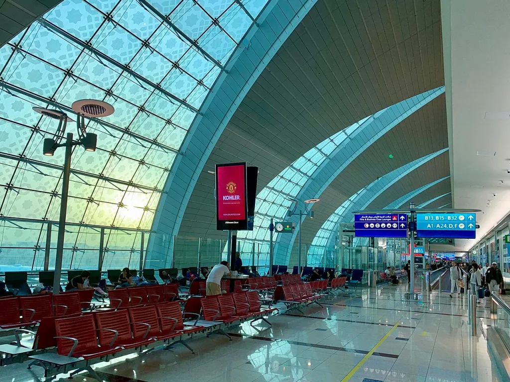 Dubai International Airport Passenger Traffic Plunged 66% in March as Iran War Closed Airspace