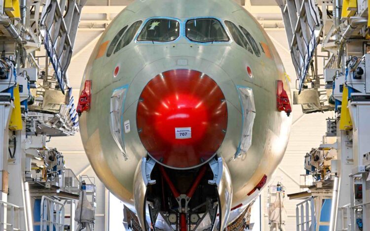 qantas A350-1000ULR