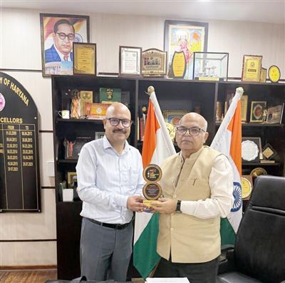 CUH Prof. Ankush Ambardar Honoured with Excellence in MICE and Travel Education