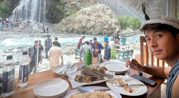 Chinese travel vlogger showcases Pakistan’s tourism attractions to millions-INP
