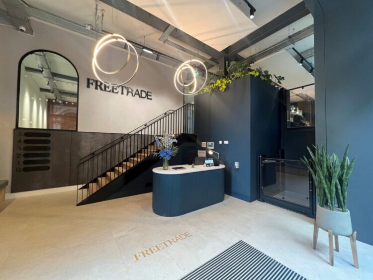 Freetrade, Manchester Clearbell, p Citypress