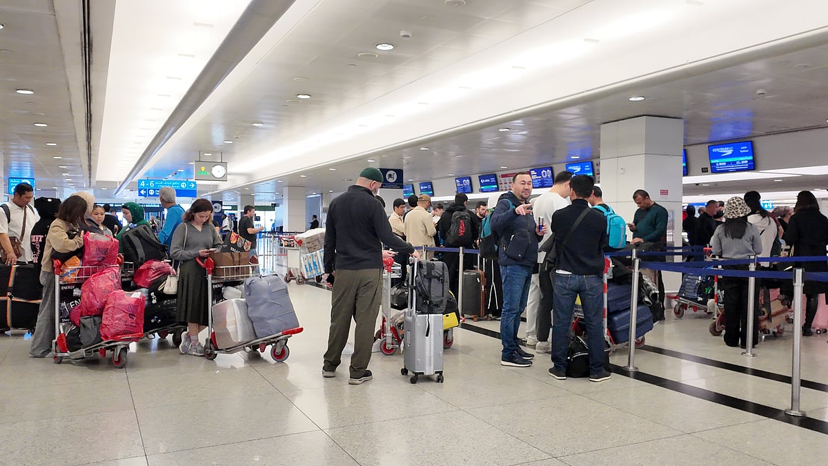 UAE flight cancellations today: Latest Emirates, Etihad, Air Arabia and flydubai travel updates amid...