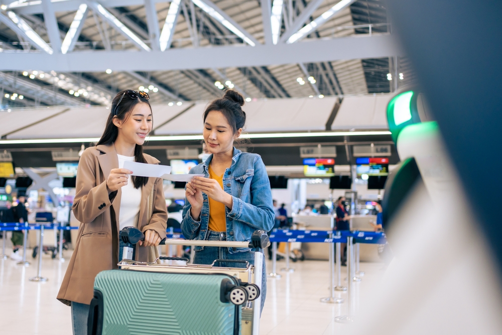 Europe Summer Travel 2026: Surviving Strikes, Border Delays & High Fares