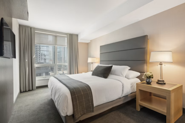 7 Hotel Tech Touches Guests Now Expect in 2026