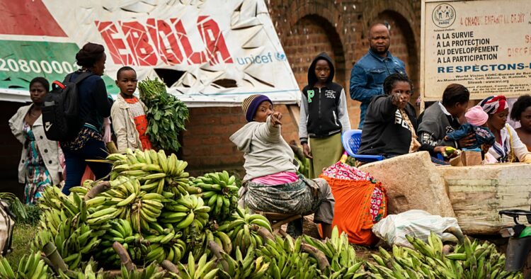 Youth caravan steps up Ebola awareness amid attacks on response teams