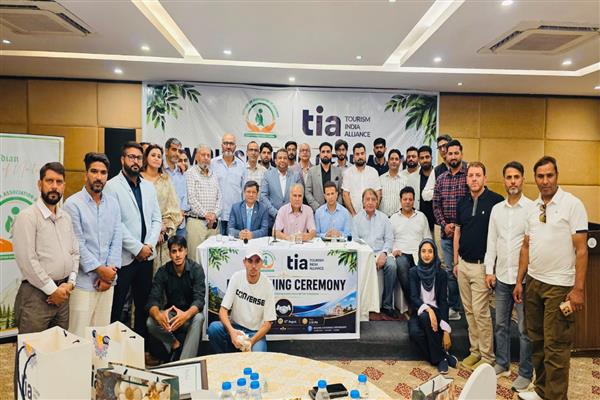 Historic MOU Signed Between Ecotourism Association of Kashmir and Tourism India Alliance to Promote ...